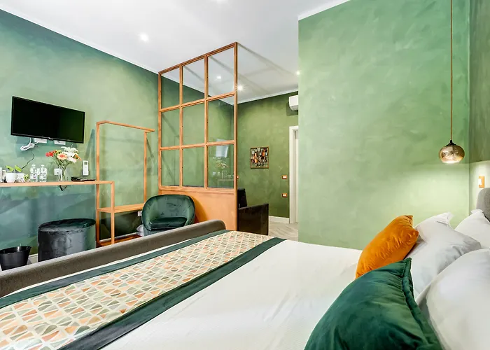Ripetta Luxurious