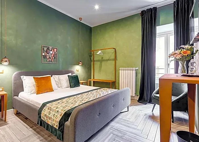Ripetta Luxurious