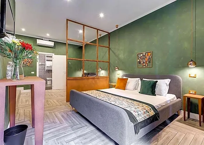 Ripetta Luxurious